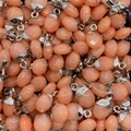 Platte ovale zalmoranje stenen hangers met zilveren metalen sluitingen in grote partij - Oranje Steen (Nr. 1)