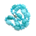 Collier en pierre naturelle bleu clair avec perles rectangulaires et fermoir mousqueton - Calcédoine Bleue