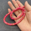 Vista manuale di perle in diaspro imperiale rosso rosa, cilindri piatti 2x4mm per gioielli - 3x6mm / Stile strutturato marrone rosato (N. 9)