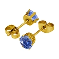 Detalle de pendientes dorados de seis garras con circonita azul redonda en fondo blanco - Circonita de 3mm / Dorado Con Circón Azul Real