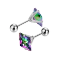 Vista macro di orecchini in zirconia arcobaleno con castone a griffe e chiusura a sfera - Barra 0.8x6mm Zirconia 3mm / Tono Argento + Zirconia Colorata