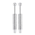 Détail macro de la tige d'insertion en acier inoxydable 316 avec poignée moletée - Outil de Préhension Court en Aluminium