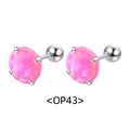 Paire de boucles d'oreilles opale rose avec griffes argentées et fermoir à vis - Acier Rose