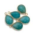 Set di quattro ciondoli a goccia in pietra di amazzonite con cornice in metallo dorato - 14x23mm / Amazonite