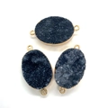 Macro detail van ovale blauwe druzy kristallen connectoren met goudlaag voor DIY sieraden - Nr.2 (Donkerblauw)