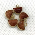 Detailed view of 5 semi-circle gold sand stone pendants with gold plated edges for DIY jewelry - 13x14mm / Gold Sandstone
