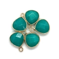 Lot de cinq pendentifs en pierre naturelle vert émeraude en forme de cœur dorés - 14x18mm / Style Aspect Émeraude (N° 4)