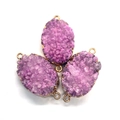 Drei lila Druzy-Quarz-Anhänger mit vergoldetem Rand für DIY-Schmuckherstellung - Rosa