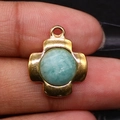 Vintage gold plated copper cross pendant featuring a round turquoise semi-precious stone - 15x18mm / Amazonite