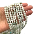 Gefacetteerde natuursteen kralen in lichtgroen en wit voor DIY sieraden maken - 6mm / Birmaanse Jade