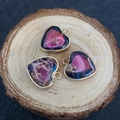 Pendaglio a cuore in marmo viola con cornice in metallo dorato per gioielli fai-da-te - Trama Marmorizzata Viola (N. 5) / 16x18mm