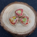 Pendaglio a cuore in pietra naturale con bordo dorato per creazione gioielli DIY - Stile di Colore Misto Rosso Verde Giallo (N. 10) / 16x18mm