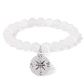 Weißes, halbtransparentes 8mm Steinperlenarmband mit einem silbernen Kompassanhänger - 19cm / Weißer Mondlichtfarbe (FD10426-19CM)