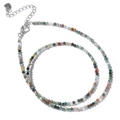 Collar minimalista de cuentas de piedra natural en tonos verdes y tierra con corazón - Ágata de la India
