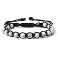 Bracciale intrecciato regolabile con perle in howlite bianca 6mm e cordini neri - 19cm / Turchese Bianco