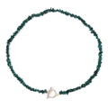 Malachite crushed stone necklace with golden toggle clasp in minimalist design - 19cm / Green Ore Style (FN0922)