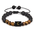 Bracciale regolabile in occhio di tigre e pietra lavica con ciondolo lettera C - Stile Lettera C (FD7621) / 19cm
