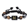 Bracelet en perles d'œil de tigre avec breloque lettre M et cordon noir tressé réglable - 19cm / M