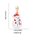 Ciondolo a forma di pupazzo di neve di Natale in oro con cappello rosso e guanti verdi - Stile Pupazzo di Neve Con Cappello Rosso (DGB2087)