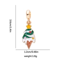 Ciondolo gelato albero di Natale in lega dorata con dimensioni 3,6 x 1,2 cm - Stile Gelato Albero di Natale (DGB2107)