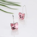 Elegante Schmetterlings-Ohrhänger mit rosa Kristallsteinen und silbernem Hakenverschluss - Rosa