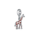 Détail macro du pendentif girafe en argent avec émail marron et œil en zircone brillant - Style Girafe (22)