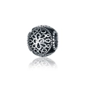 Vue macro d'une perle en argent ajouré de style ethnique pour la création de bijoux - Style de Texture de Grain de Fleur Creuse (23)