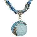 Boho-Halskette im Ethno-Stil mit türkisfarbenem Pfauenanhänger und Bronze-Finish - Blau