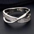 Elegant two-tone X-shaped S925 silver ring with sparkling cubic zirconia pavé setting - US 6 / Silver