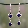 Pendientes vintage de aleación de plata con piedras azules y colgantes de gota - Estilo Rombo Piedra Azul Profundo (E166)