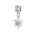 Pendente a fiocco di neve in argento con zircone brillante e chiusura a fiocco su bianco - Fiocco di Neve con Gemma Grande e Chiusura a Farfalla (12)