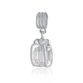 Elegante ciondolo a scatola regalo d'argento con fiocco e cristallo lucente su sfondo bianco - Stile Scatola Regalo con Fiocco e Gemma (17)