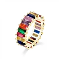 Detailopname van kleurrijke baguette geslepen zirkonia op een goud vergulde ringband - US 6 / Gouden Baguette Regenboog Stijl (Style 4)