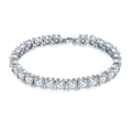 Elegante bracciale tennis in argento con cuore e zirconi scintillanti con incastonatura a quattro - Stile Tennis Rotondo Classico (Style 19)