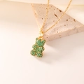 Collana dorata di lusso con ciondolo a forma di orso e pavé di zirconi verdi - Strass Verde Dorato