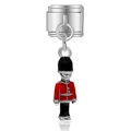 Charm de style italien avec pendentif garde royal britannique en émail rouge et noir - Garde Royale Britannique (MK-DGB116)