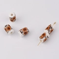 Detailopname van cilindrische keramische kralen met bloemenprint voor DIY-sieraden - Vintage Oranjebloesem Stijl (4#)