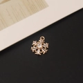 Detail von Schneeflocken-Anhänger mit Zirkonia und vergoldeter Oberfläche für Schmuck - Mikro-Pave-Zirkonia-Stil (1#) / 11*15mm