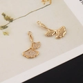 Detailweergave van vergulde ginkgobladbedels met zirkonia voor DIY-sieraden maken - 2# Ginkgoblad Ontwerp (T0018)