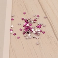 Détails de paillettes d'ongles en forme d'étoile de 3mm sur un fond de bois - Rose Indien (7#)
