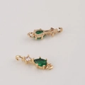 Vue détaillée du pendentif goutte plaqué or avec pierre verte pour bijoux DIY - 1 pièce / Vert foncé
