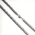 Macrodetail van zilveren Byzantijnse roestvrijstalen ketting met stevige karabijnsluiting - 5mm Breedte / 22cm / Zilver