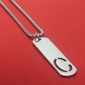 Zilveren roestvrijstalen halsketting met rechthoekige hanger en uitgesneden letter C - Letter C / Kettinglengte 50CM