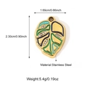 Detailweergave van de bladvormige roestvrijstalen hanger met groen email en zirkoon - Blauwgroen Strassblad (25N06570G-2)