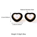 Dettaglio orecchini a cuore con perle con specifiche di dimensioni e peso in acciaio - Nero (25E01577G-2)