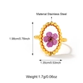 Detail of 18K gold stainless steel ring with purple dried flowers and beaded texture - Beaded Oval Purple Flower (25R01675G)