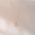 Élégant collier plaqué or 18k avec pendentif rectangulaire en zircone taille degrés - Blanc (Avril)