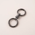 Schlüsselanhänger mit doppeltem Federring in Gunmetal-Optik für DIY-Bastelzubehör - 3cm Ring + 3cm Verschluss 8cm Gesamt / Schwarz