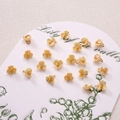 DIY Lily of the Valley charm in creamy resin with golden beads for jewelry making - Three-Petal Flower / 5 Pieces/Pack (6mm) / Phantom Yellow
