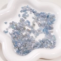 Cuentas de piedra natural azul claro irregulares para pulseras y collares hechos a mano - Aguamarina / 3-5 mm (Agujero aprox. 0,5 mm, aprox. 300 unidades/tira)